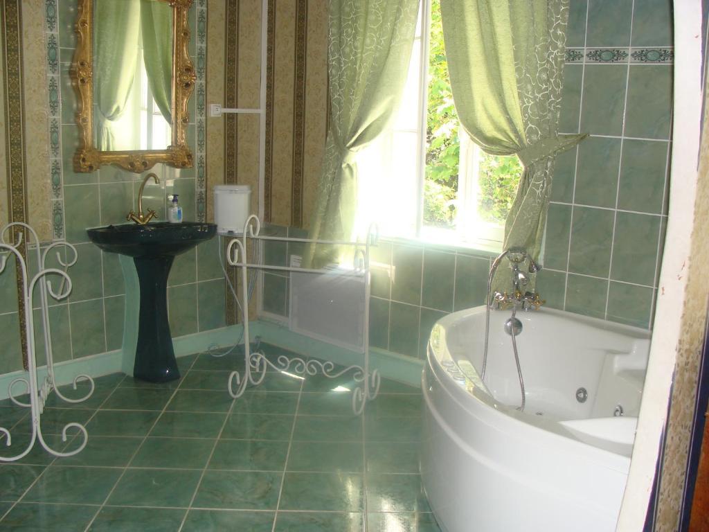 Le Relais Du Silence Chateau Lavail Labastide-dʼAnjou Δωμάτιο φωτογραφία