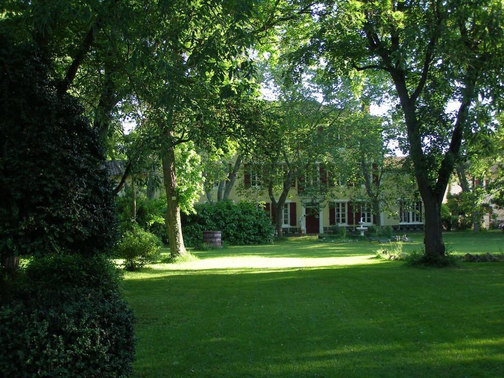 Le Relais Du Silence Chateau Lavail Labastide-dʼAnjou Εξωτερικό φωτογραφία