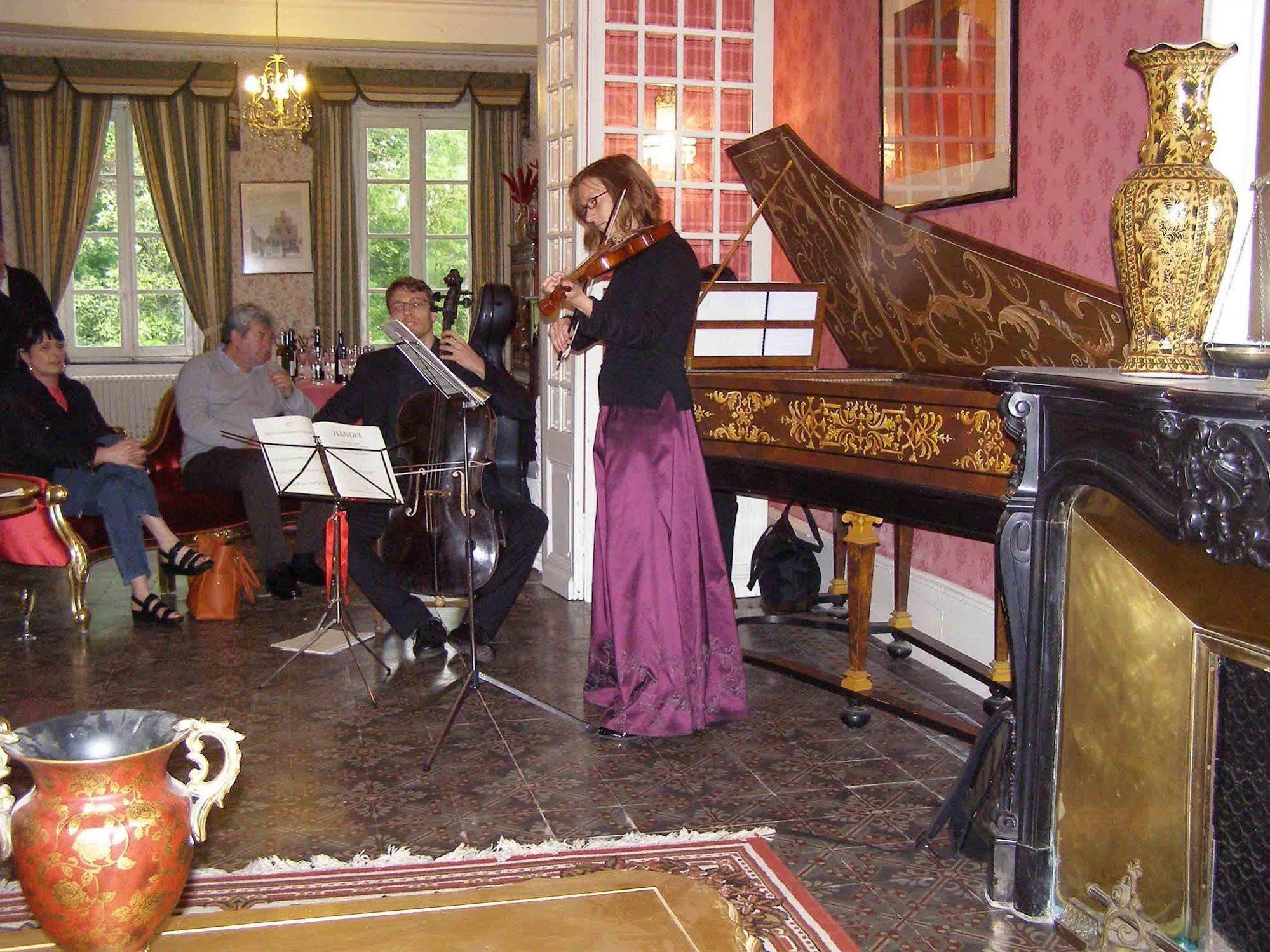 Le Relais Du Silence Chateau Lavail Labastide-dʼAnjou Εξωτερικό φωτογραφία